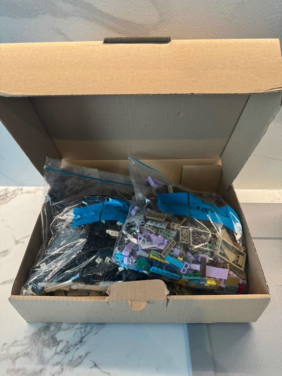 LEGO Creator Expert The Friends Apartments, réf. 10292 – Image 3